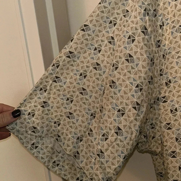 😍Perry Ellis 100% rayon short sleeve button down size large - Picture 6 of 10